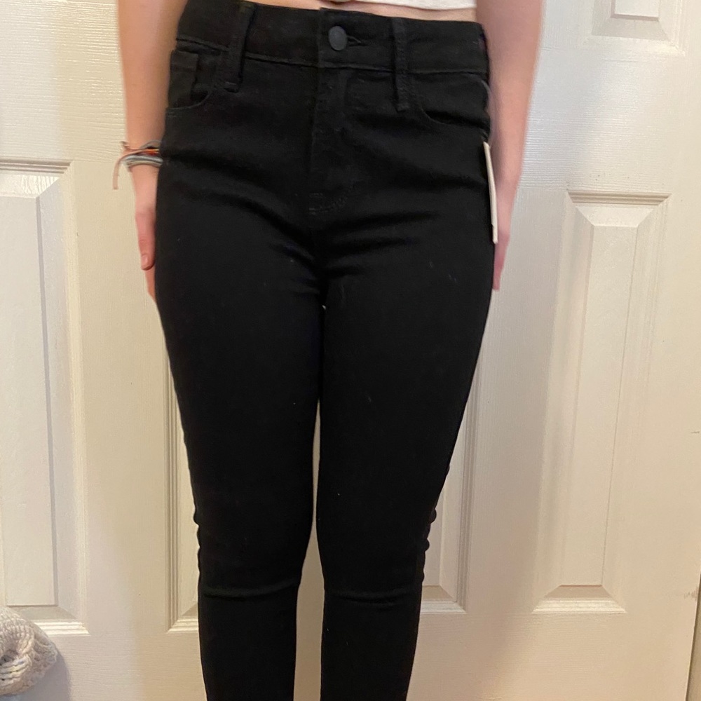 Black Old Navy Rockstar High Rise Jeans Size 4